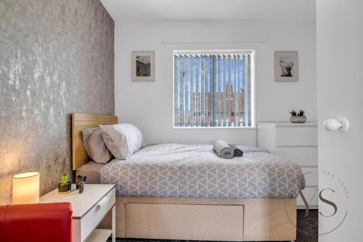 Stylish 3br - Beautiful Garden - Parking